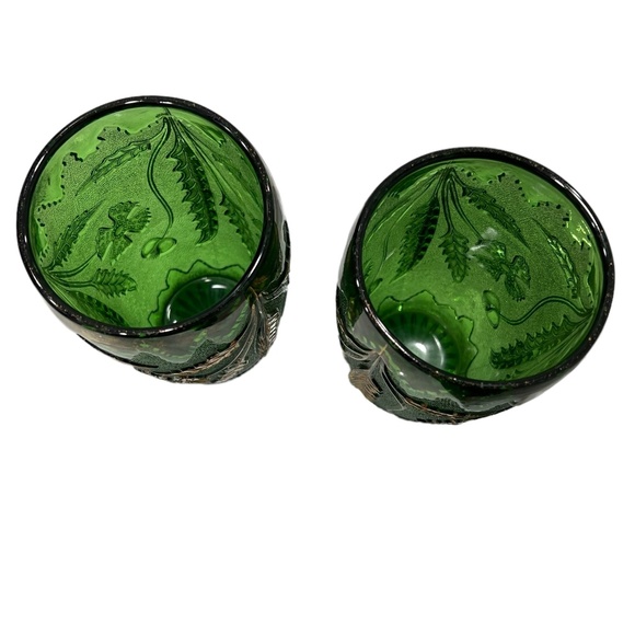 2 VINTAGE EARLY AMERICAN PATTERN GLASS DELAWARE EMERALD GREEN & GOLD VASES - Picture 2 of 16